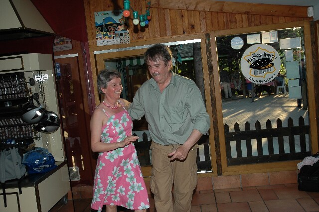 min 2006 06 11 guinguette mp 324